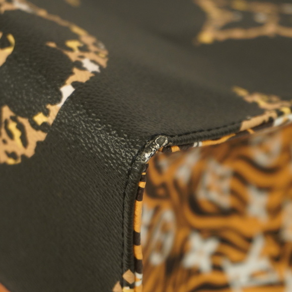 Louis Vuitton Monogram Jungle On The Go GM Handbag - Picture 6 of 8